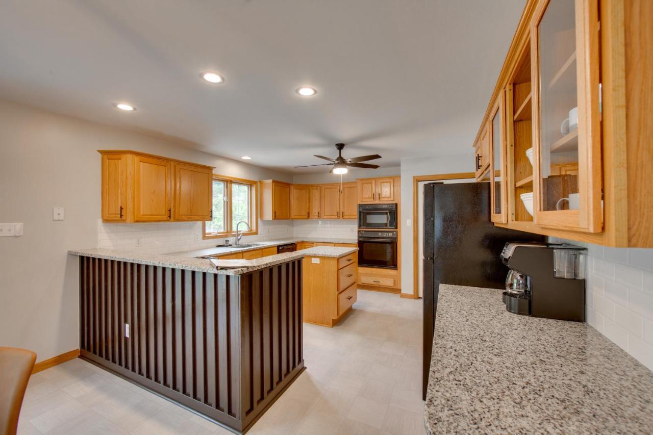 Hummelstown Hideaway With Game Room And Large Yard! 外观 照片